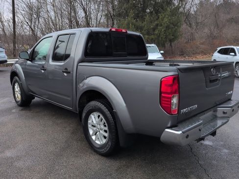 Used 2019 Nissan Frontier SV w/ Value Truck Package image 9