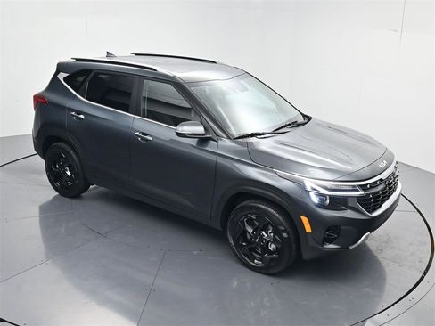 New 2026 Kia Seltos EX image 42