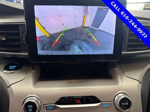 Used 2023 Ford Explorer XLT w/ Equipment Group 202A image 17