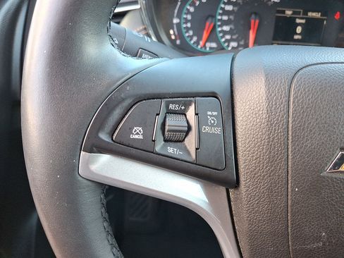 Certified 2018 Chevrolet Trax LT w/ LT Convenience Package FWD image 21