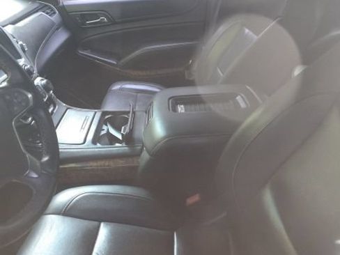 Used 2017 Chevrolet Suburban Premier AWD/4WD image 11
