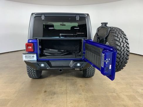 Used 2020 Jeep Wrangler Rubicon w/ LED Lighting Group AWD/4WD image 12