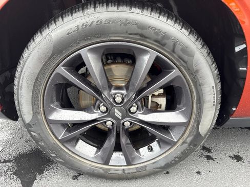 Used 2021 Dodge Challenger SXT w/ Driver Convenience Group AWD/4WD image 12