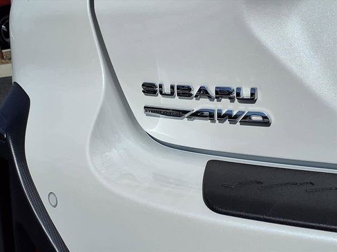 New 2025 Subaru Crosstrek 2.5i Limited image 9