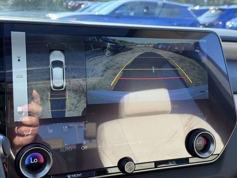 Used 2024 Lexus RX 350 AWD image 12