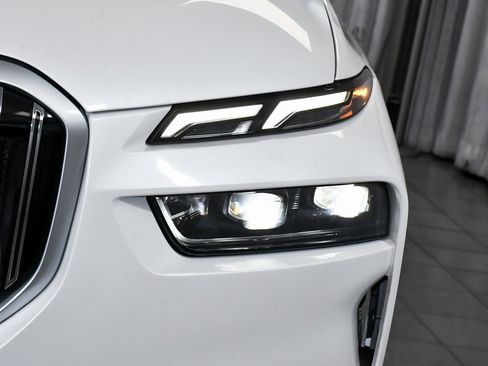 Used 2026 BMW X7 xDrive40i image 95
