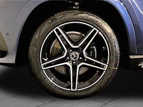 New 2026 Mercedes-Benz GLS 450 4MATIC image 17