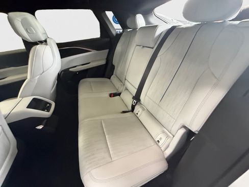Used 2024 Cadillac Lyriq Luxury w/ LPO, Floor Liner Package AWD/4WD image 20