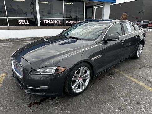 Used 2016 Jaguar XJ L Portfolio image 3