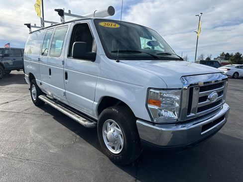 Used 2014 Ford E-250 and Econoline 250 w/ Power Group image 2