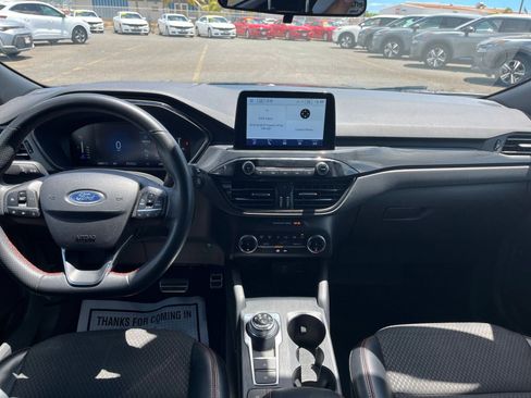 Used 2023 Ford Escape ST-Line image 33