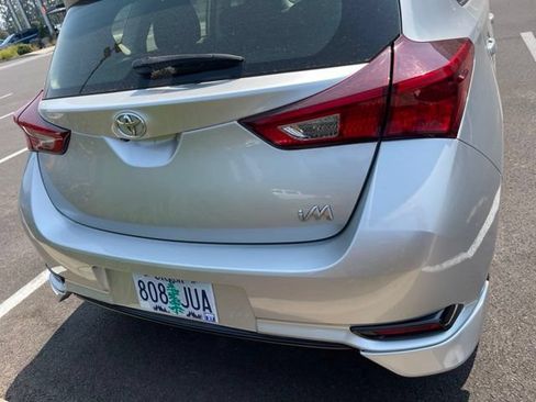 Used 2017 Toyota Corolla iM FWD image 17