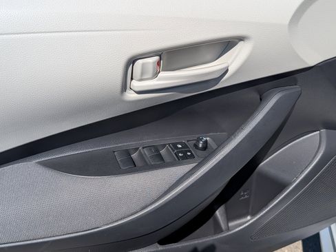 Used 2026 Toyota Corolla LE w/ Carpet Mat Package (TMS) FWD image 15