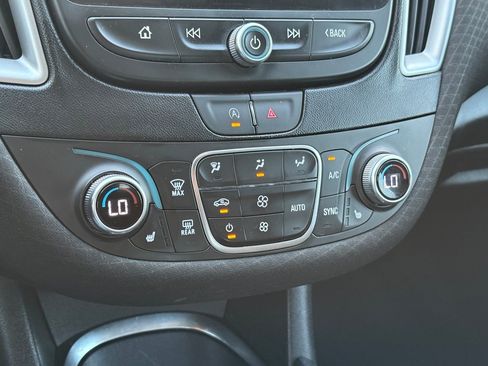 Used 2024 Chevrolet Malibu LT FWD image 23