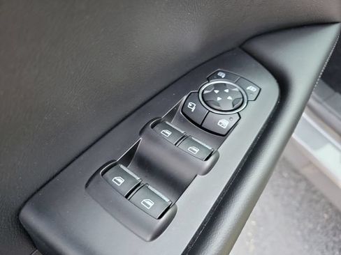 Used 2023 Lincoln Nautilus Reserve AWD/4WD image 10
