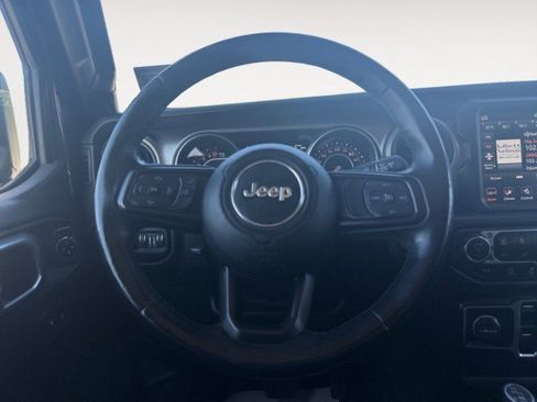 Used 2020 Jeep Gladiator Sport w/ Quick Order Package 24S AWD/4WD image 8