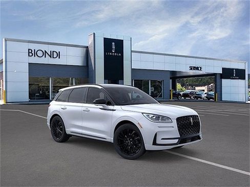New 2026 Lincoln Corsair Reserve w/ Jet Appearance Package AWD/4WD image 7