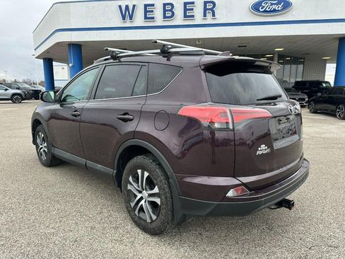 Used 2017 Toyota RAV4 LE image 3