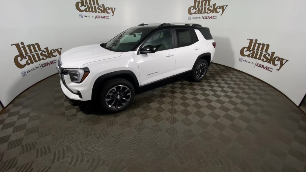 Used 2027 GMC Terrain Elevation w/ Elevation Premium Package FWD image 4
