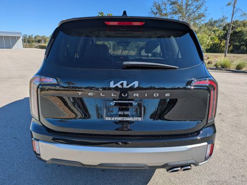 New 2025 Kia Telluride EX image 6