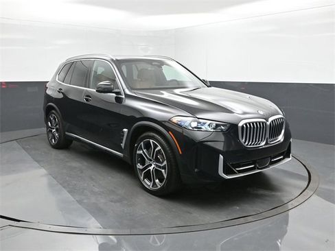 New 2026 BMW X5 xDrive50e w/ Premium Package image 22