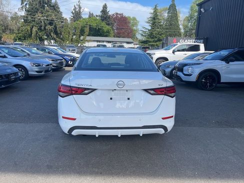 Used 2024 Nissan Sentra SV image 6