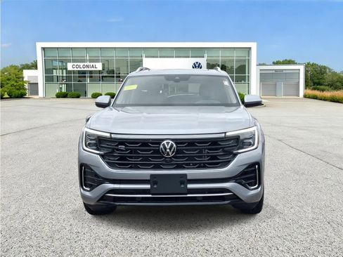 New 2026 Volkswagen Atlas SEL Premium R-Line AWD/4WD image 3