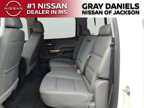 Used 2018 Chevrolet Silverado 1500 LTZ AWD/4WD image 26