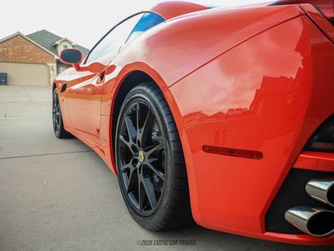 Used 2012 Ferrari California image 62