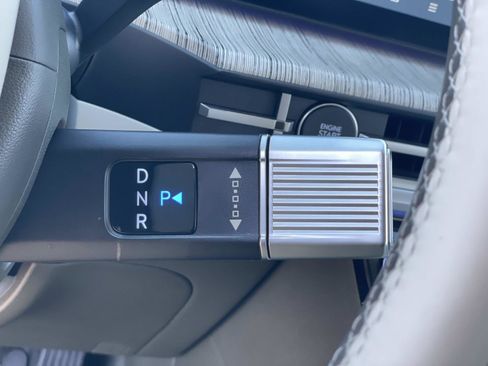 Used 2024 Hyundai Santa Fe Calligraphy image 18