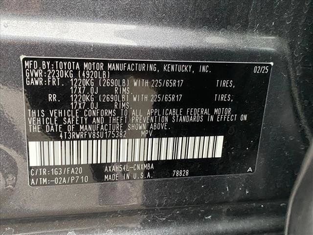 Used 2025 Toyota RAV4 XLE AWD/4WD image 19