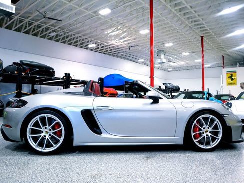 Used 2023 Porsche 718 Boxster Spyder RWD image 11