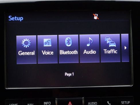 Used 2018 Toyota Land Cruiser image 25