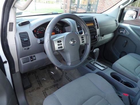 Used 2015 Nissan Frontier S image 14