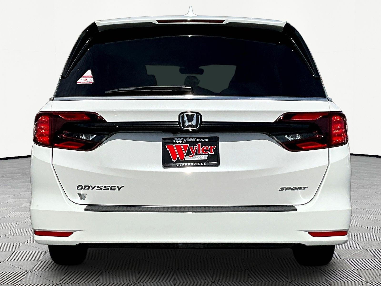 Used 2024 Honda Odyssey Sport image 5