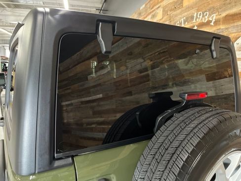Used 2023 Jeep Wrangler Sport S AWD/4WD image 22