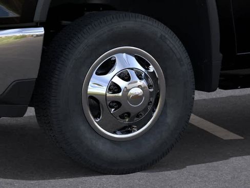 New 2026 Chevrolet Silverado 3500 LT AWD/4WD image 9