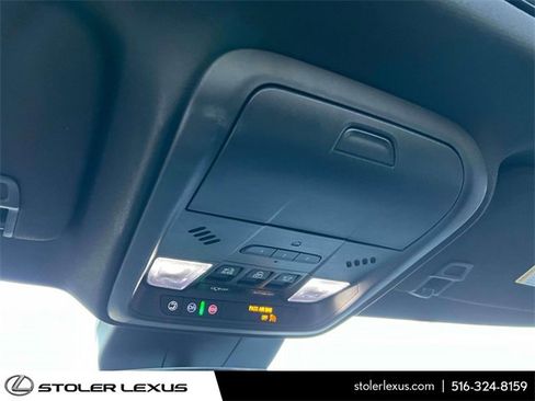 Used 2024 Cadillac XT4 Premium Luxury image 39