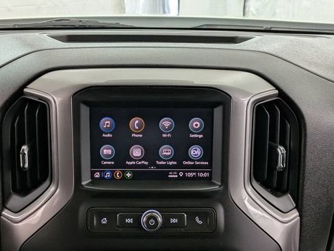 Used 2024 Chevrolet Silverado 1500 Custom AWD/4WD image 27