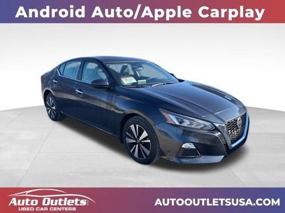 Used 2022 Nissan Altima 2.5 SV
