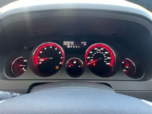 Used 2010 GMC Acadia SLT FWD image 15