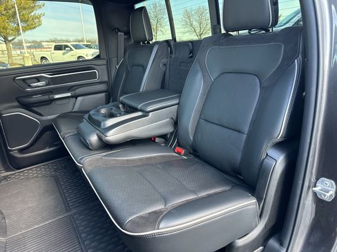 Used 2021 RAM 1500 Laramie w/ Night Edition image 44
