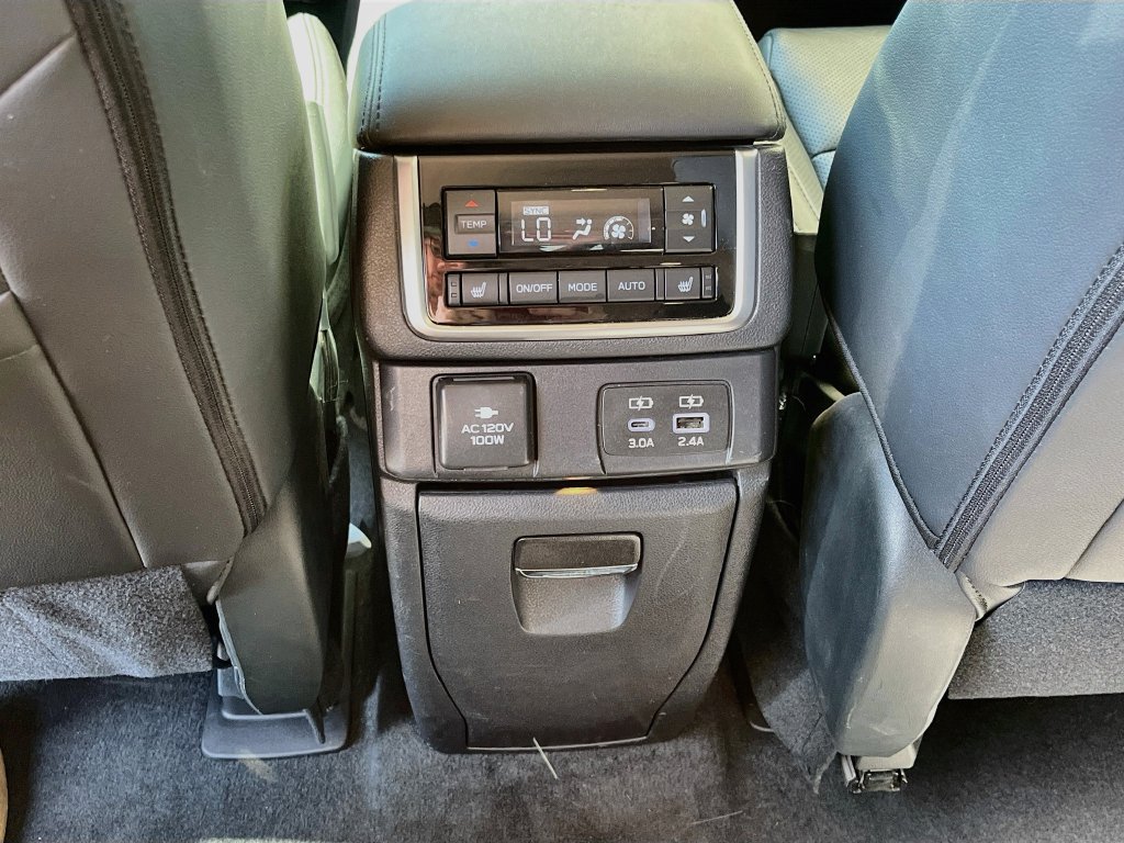 Used 2025 Subaru Ascent Bronze Edition AWD/4WD image 27