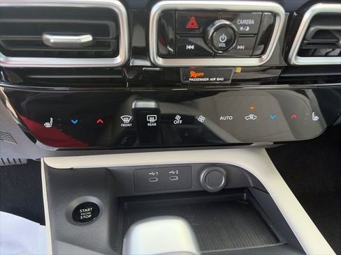 New 2026 Nissan Sentra SL image 16