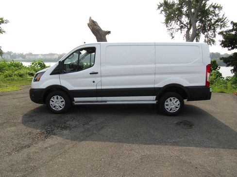 Used 2025 Ford Transit 250 Low Roof w/ Exterior Upgrade Package RWD image 3
