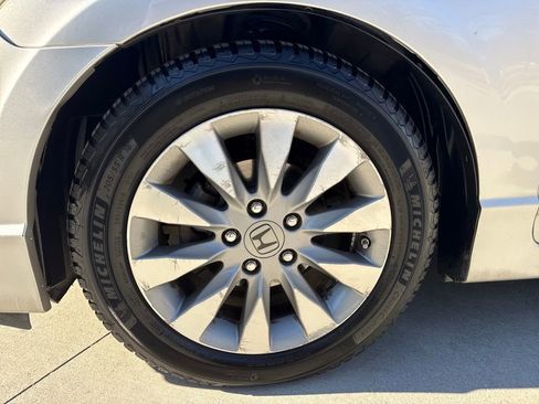 Used 2010 Honda Civic EX-L image 11