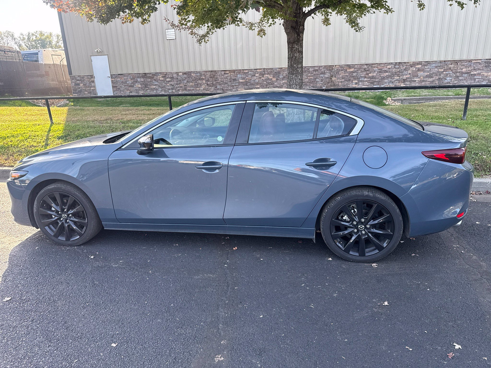 Used 2025 MAZDA MAZDA3 s AWD/4WD image 8