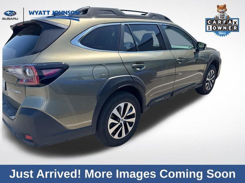 Used 2025 Subaru Outback Premium w/ Popular Package #1 image 8