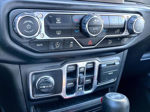 Used 2020 Jeep Wrangler Unlimited Sport S image 30