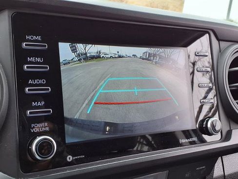 Used 2022 Toyota Tacoma SR image 5